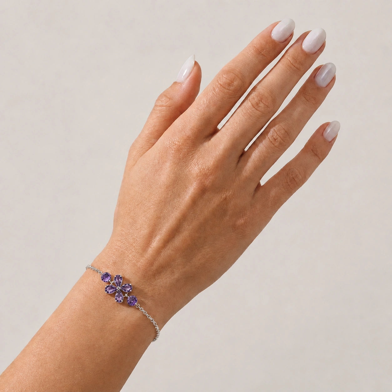 White Gold Cluster Gemstone Bracelet Garnet 10K — Fioretta