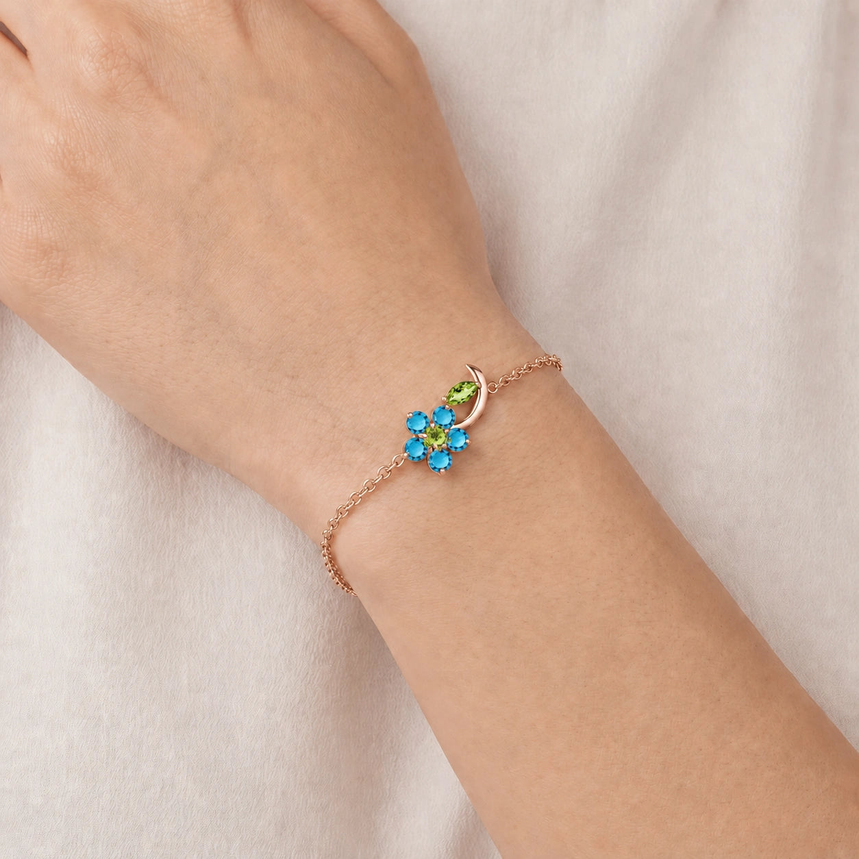 Rose Gold Peridot & Blue Topaz — Mariagraziella