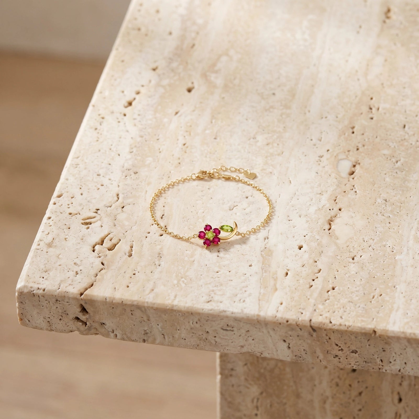 Yellow Gold Peridot & Ruby — Mariagraziella