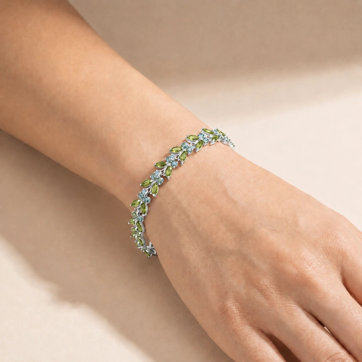White Gold Celeste Bracelet Amethyst 10K — Elide