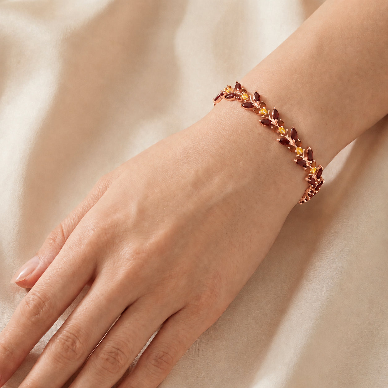 Rose Gold Celeste Bracelet Garnet 10K — Elide