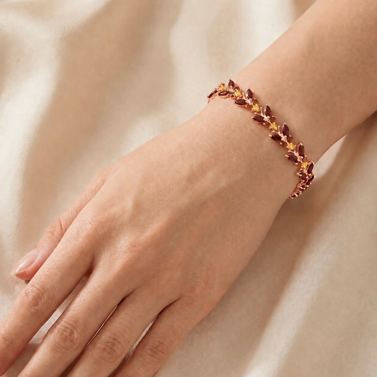 Rose Gold Celeste Bracelet Garnet 10K — Elide