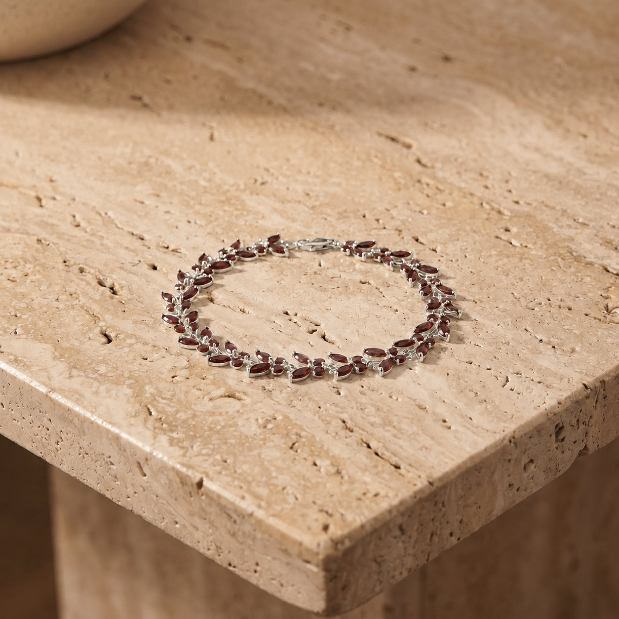White Gold Celeste Bracelet Garnet 10K — Elide