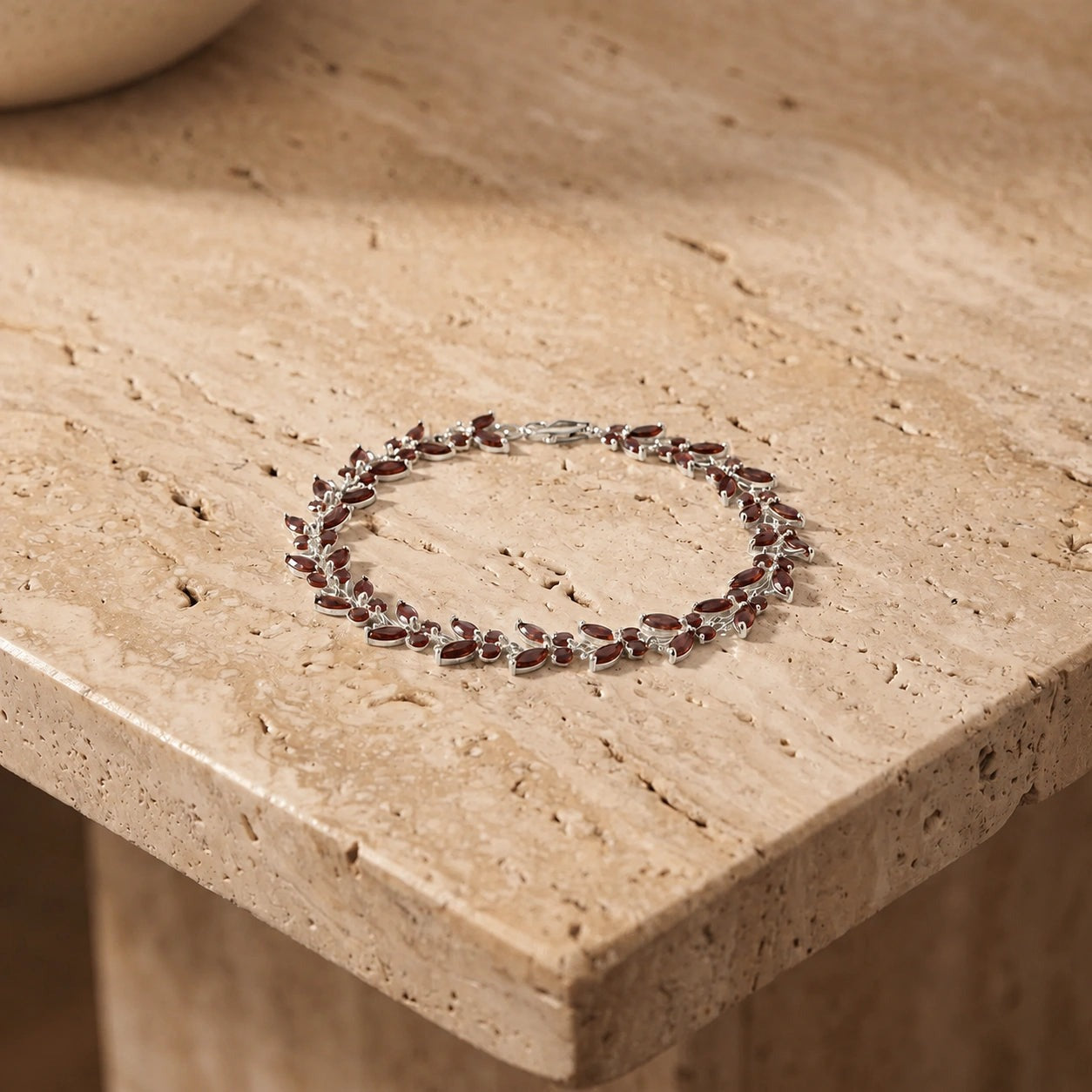 White Gold Celeste Bracelet Garnet 10K — Elide