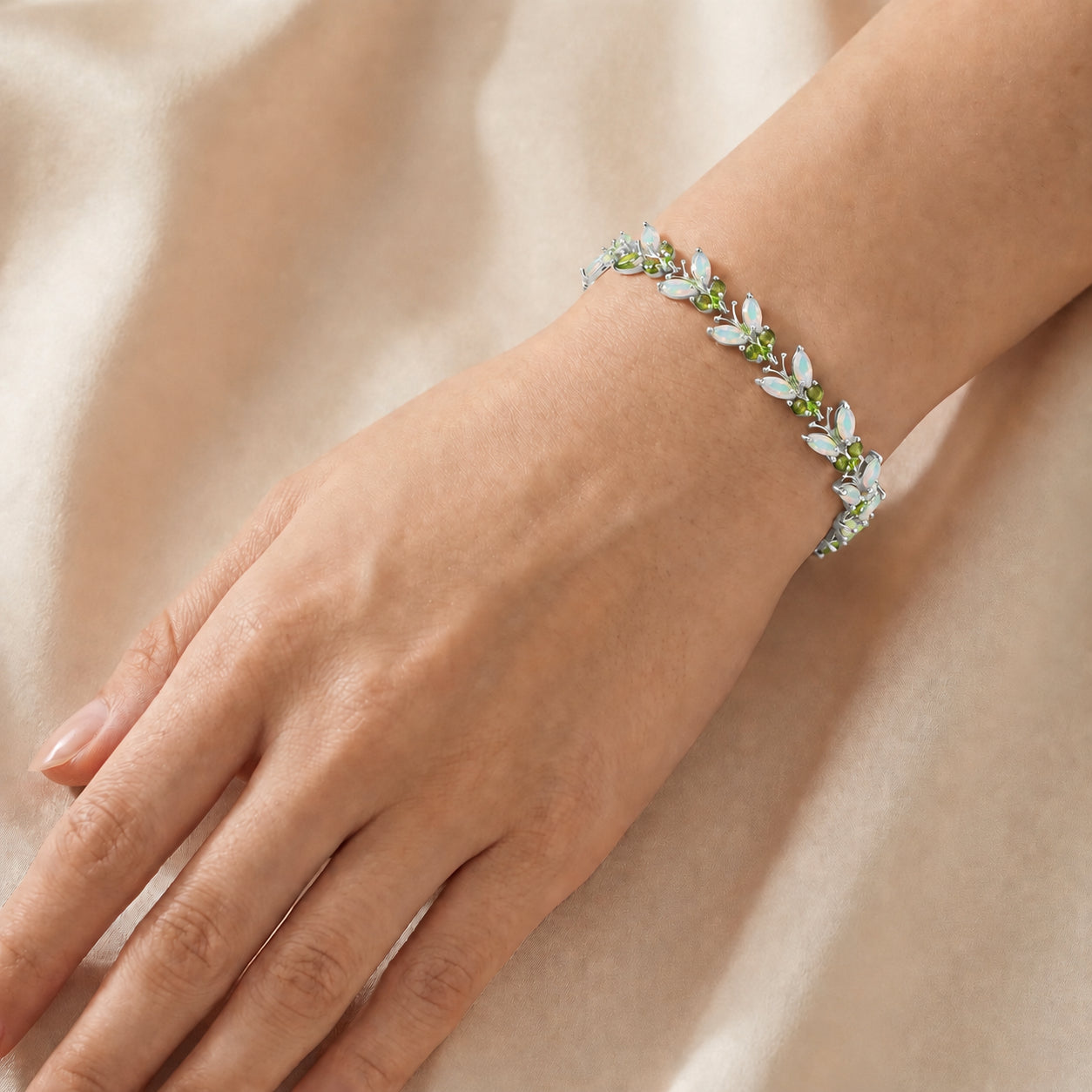 White Gold Celeste Bracelet Opal 10K — Elide