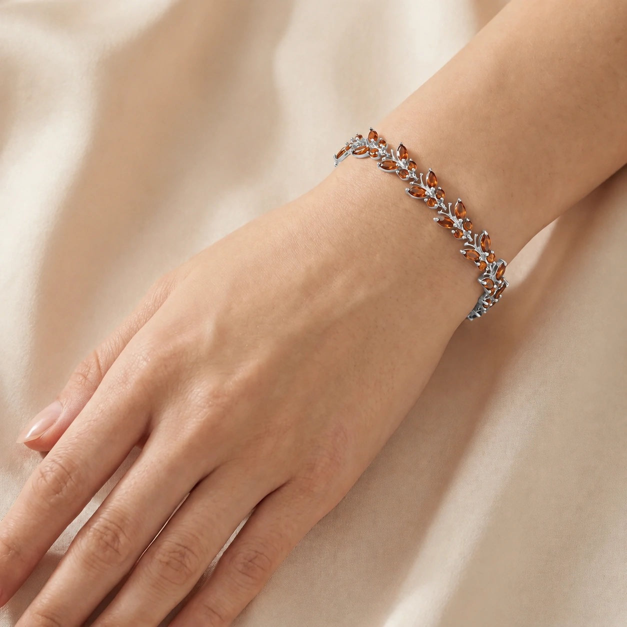 White Gold Celeste Bracelet Opal 10K — Elide