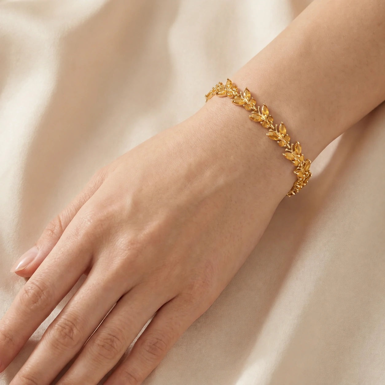 Yellow Gold Celeste Bracelet Opal 10K — Elide