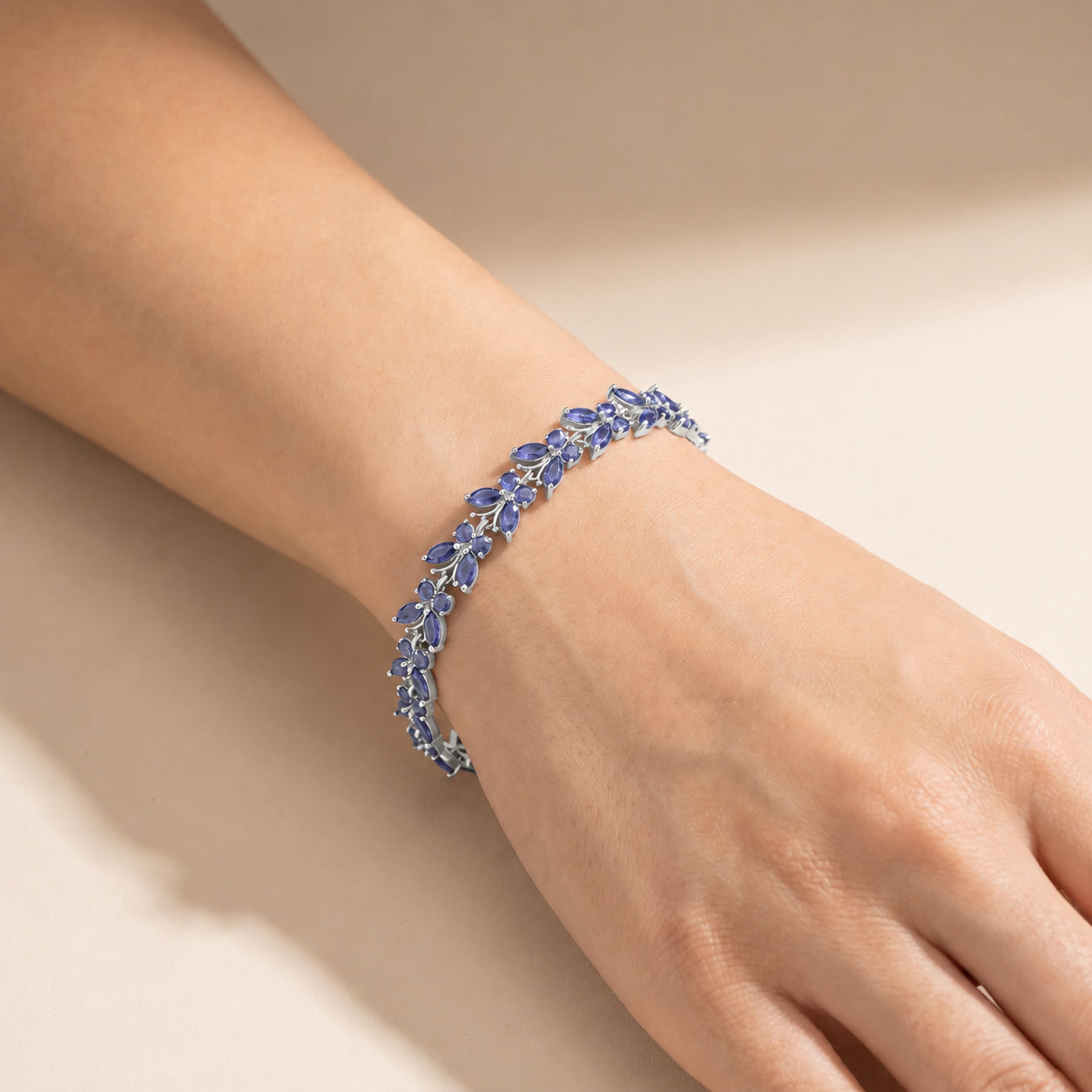 White Gold Celeste Bracelet Tanzanite 10K — Elide