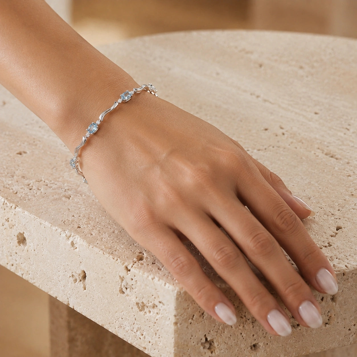White Gold Aquamarine & Diamond — Mariaguendalina