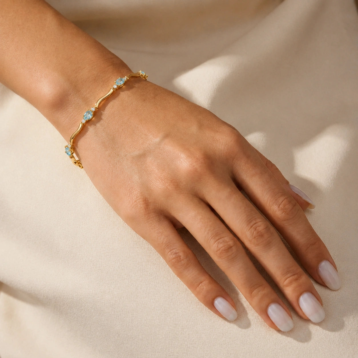 Yellow Gold Aquamarine & Diamond — Mariaguendalina