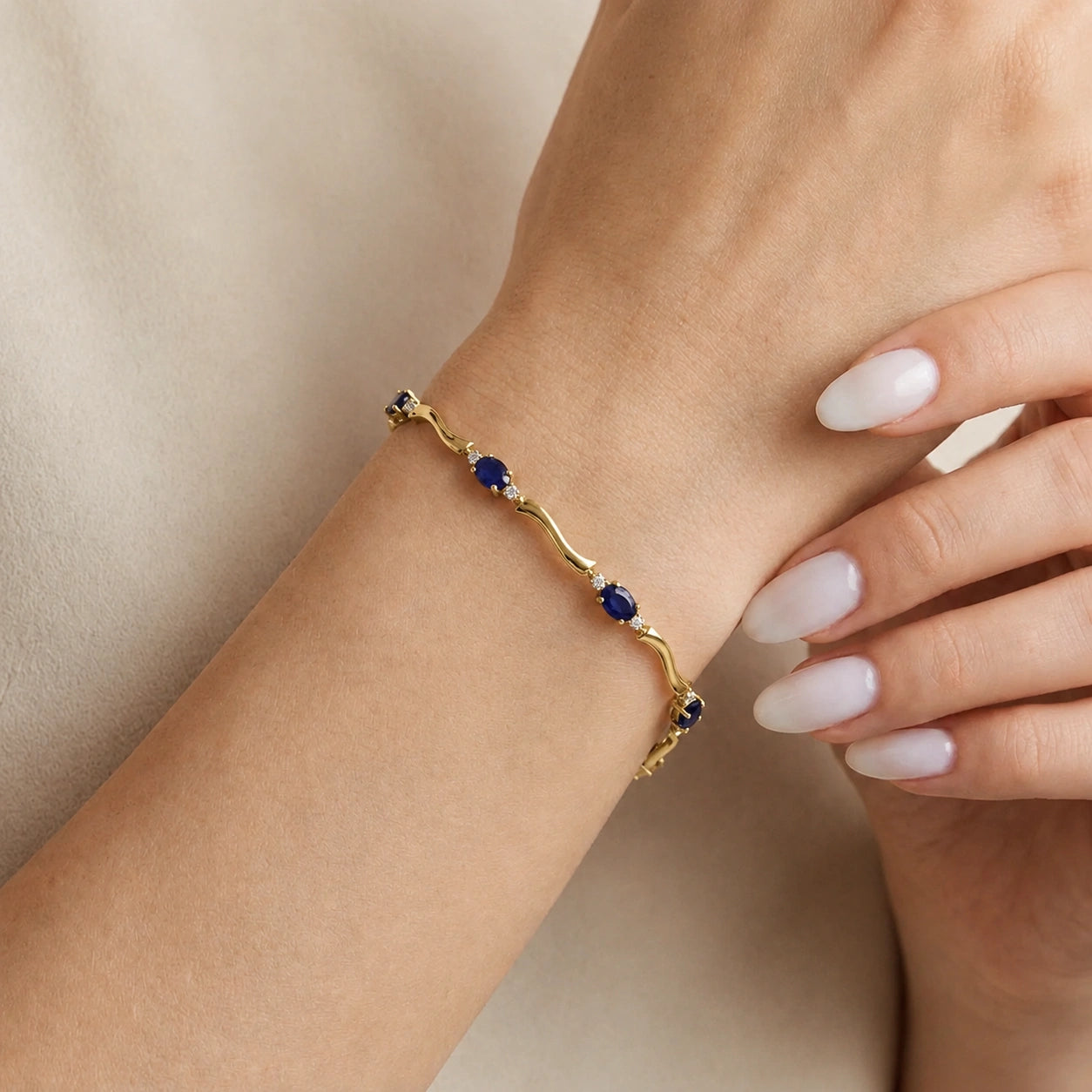 Yellow Gold Sapphire & Diamond — Mariaguendalina