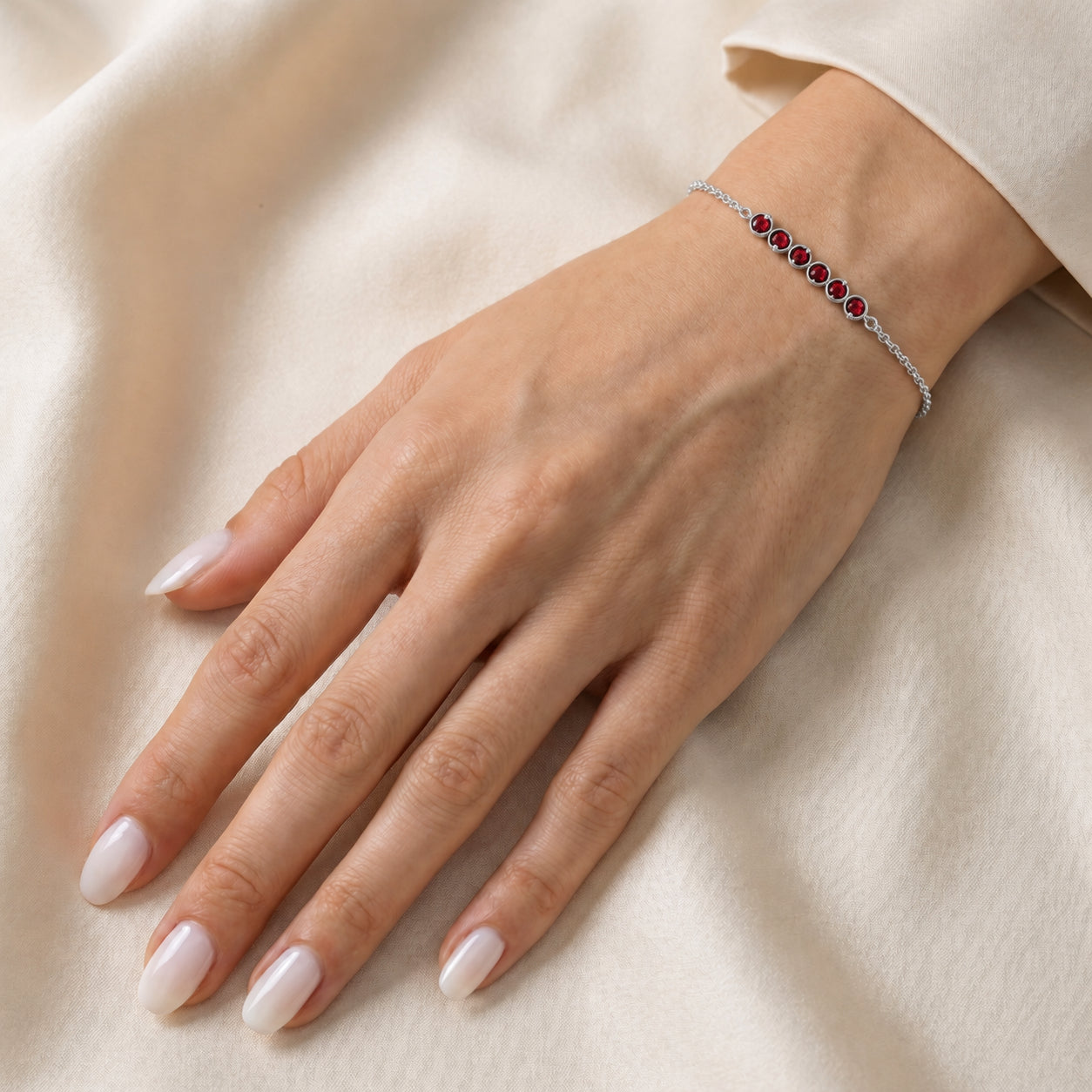 White Gold Bracelet Tanzanite 10K — Isolina