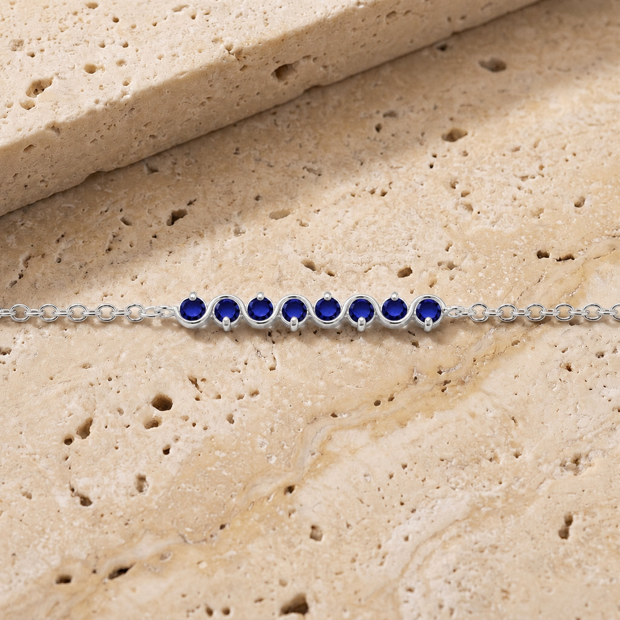 White Gold Bracelet Garnet 10K — Isolina