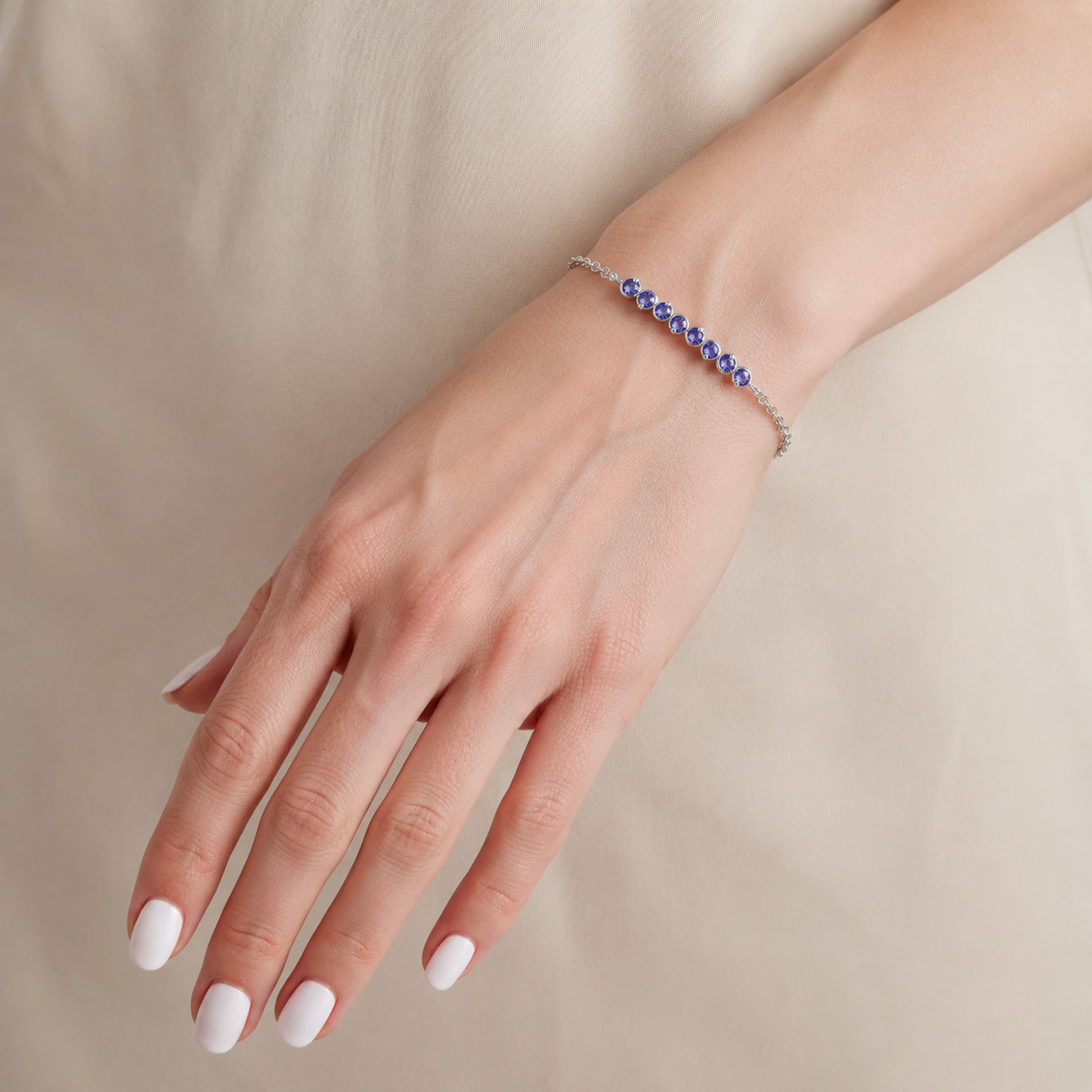 White Gold Bracelet Aquamarine 10K — Isolina