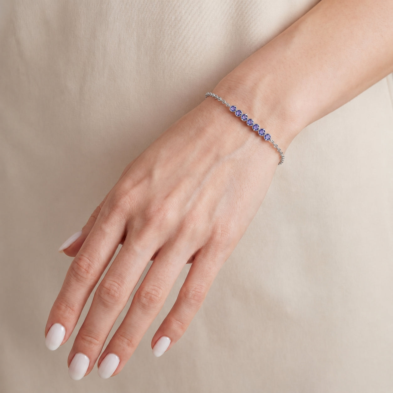 White Gold Bracelet Aquamarine 10K — Isolina
