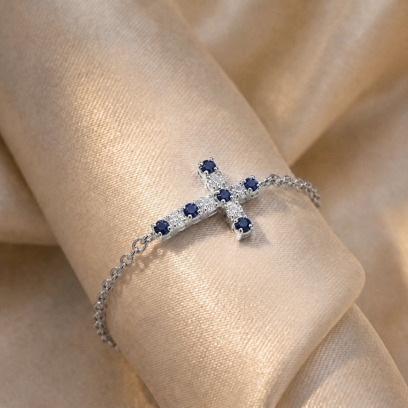 White Gold Sapphire & Diamond — Mariailaria