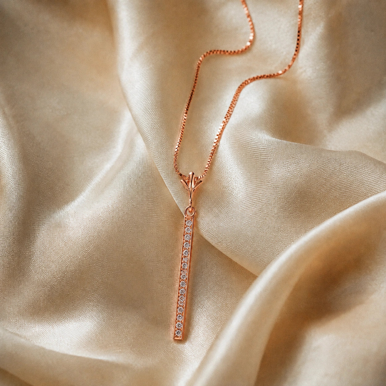 Rose Gold Petal Pendant Necklace Diamond 10K — Saveria