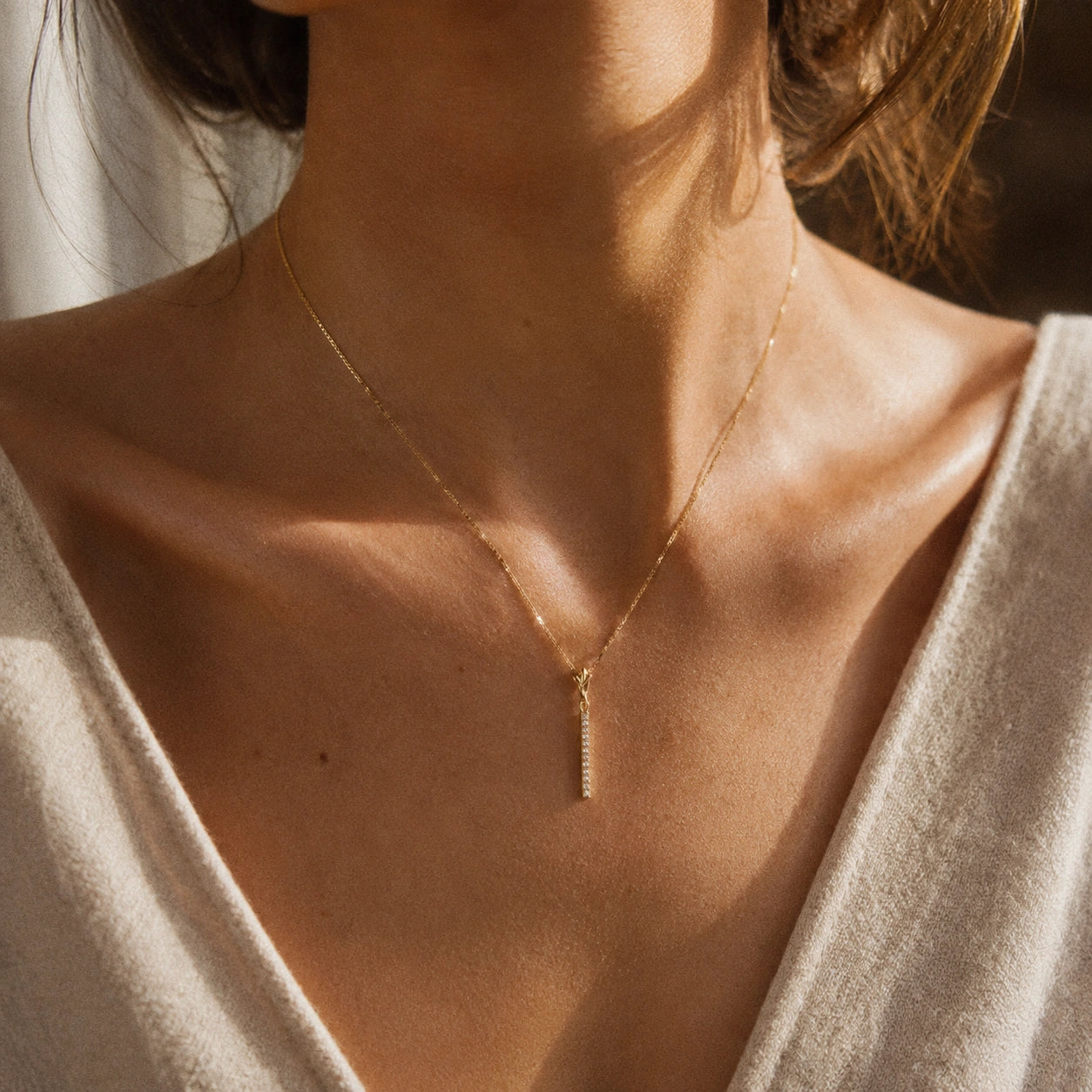 Yellow Gold Petal Pendant Necklace Diamond 10K — Saveria