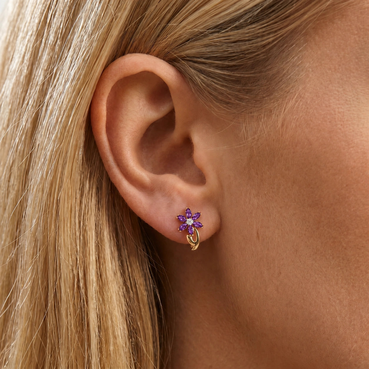 Yellow Gold Earrings Amethyst 10K — Carolina