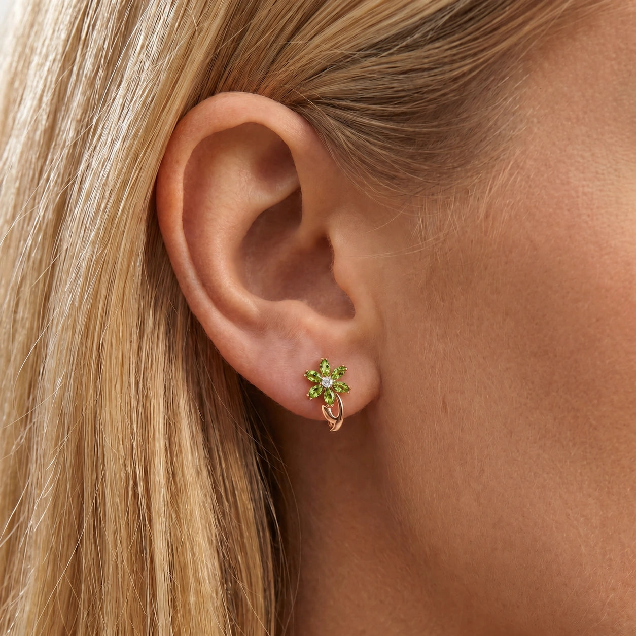 Rose Gold Earrings Peridot 10K — Carolina