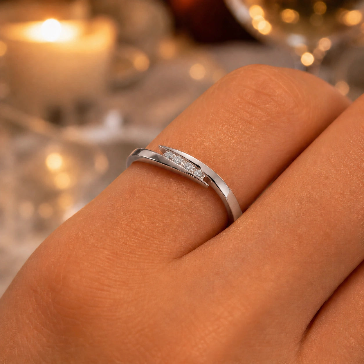 White Gold Engagement Ring Diamond 10K — Attilia