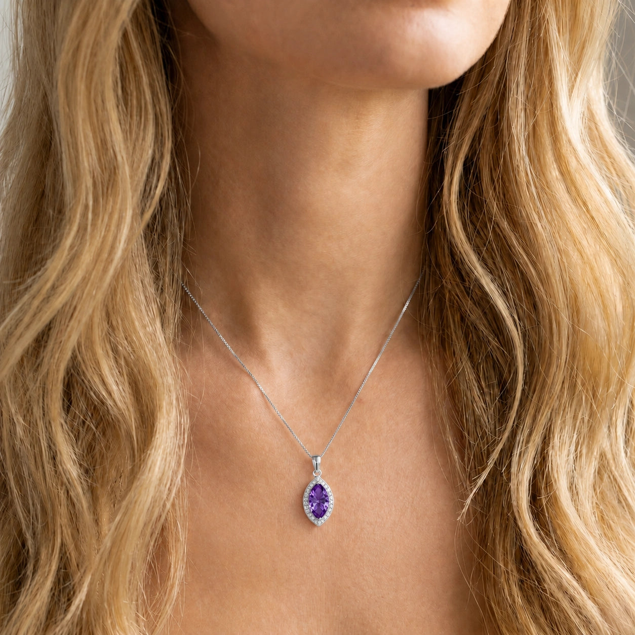 White Gold Pendant Necklace Amethyst 10K — Immacolata