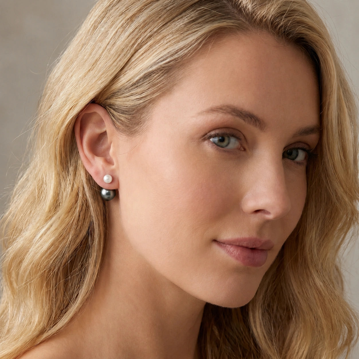 White Gold Rose Stud Earrings Pearl 10K — Alfonsina
