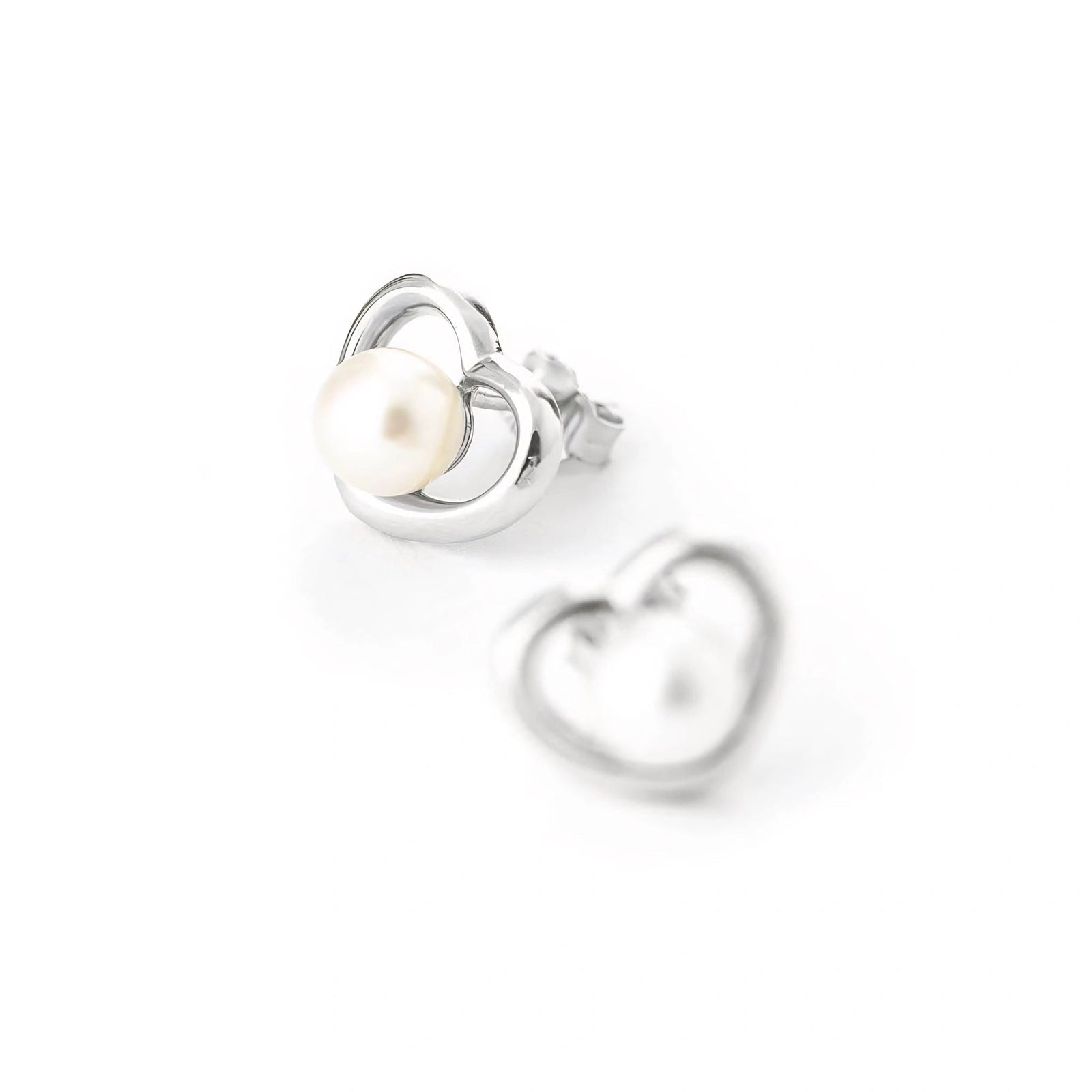 White Gold Stud Earrings Pearl 10K — Berenice