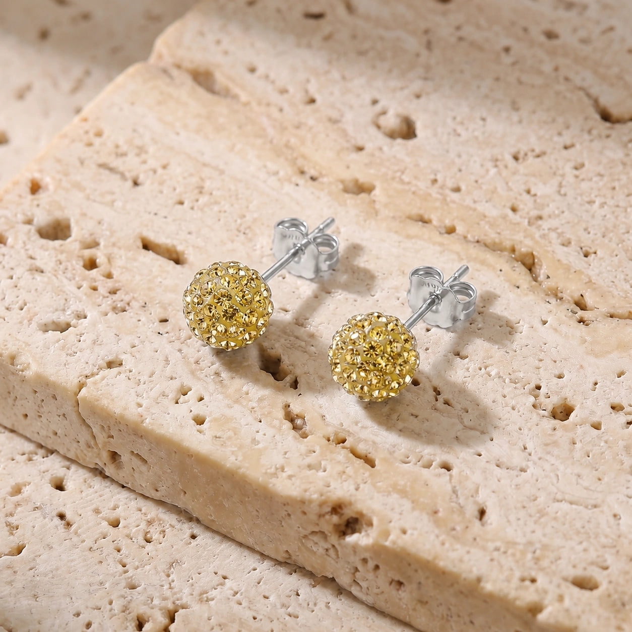 White Gold Earrings Zirconia 10K — Morgana