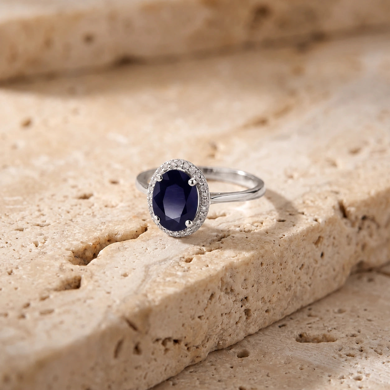 White Gold Ring Sapphire 10K — Rita