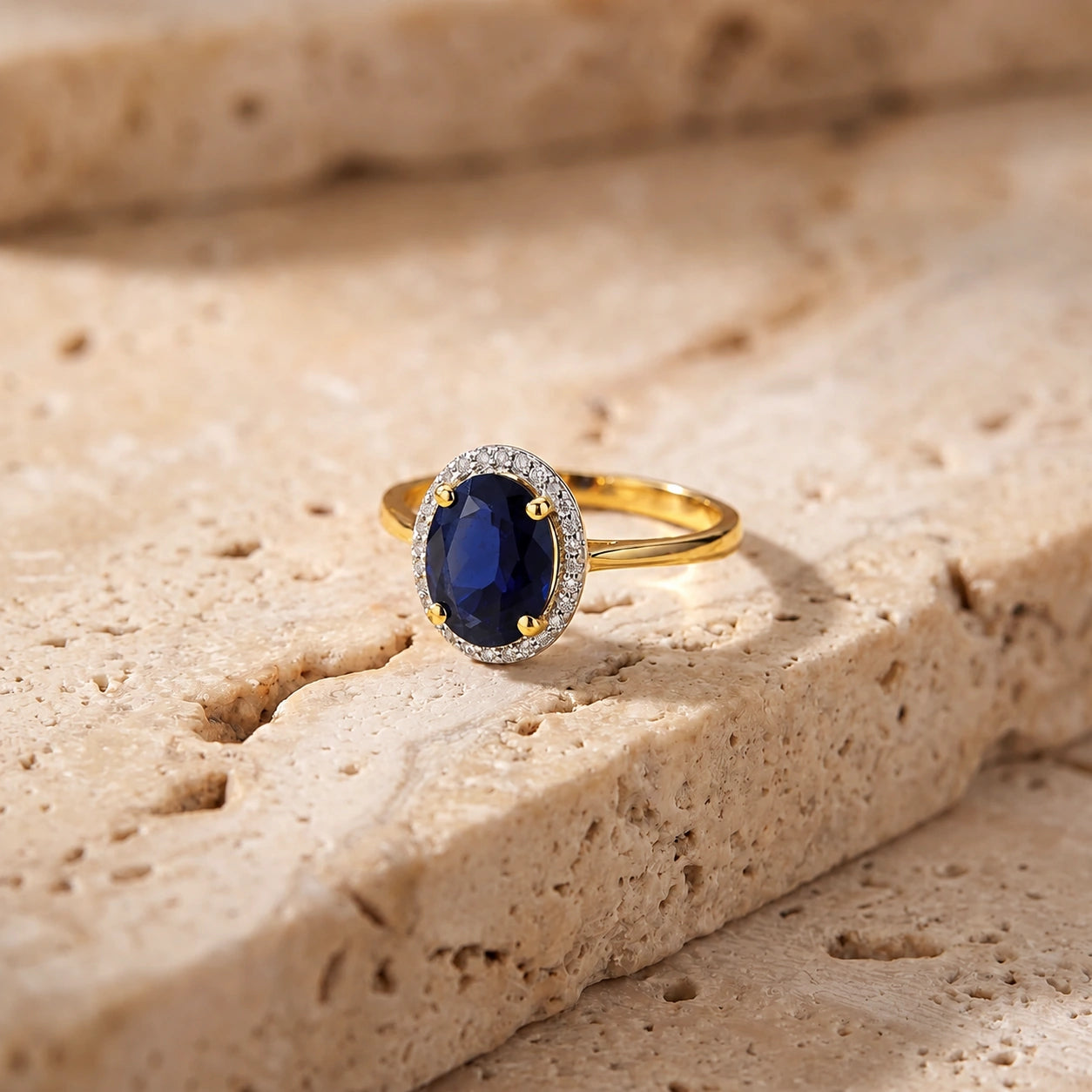 Yellow Gold Ring Sapphire 10K — Rita