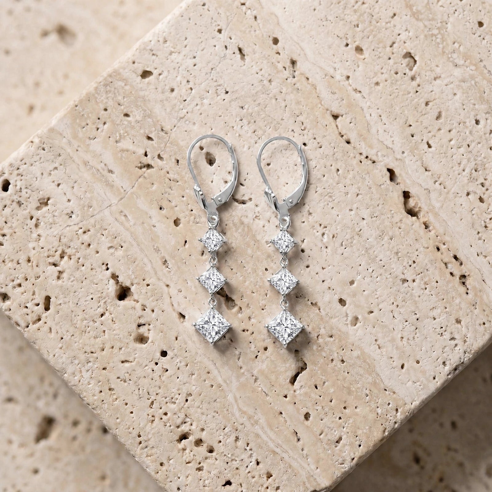 White Gold Heritage Earrings Zirconia 10K — Filomena