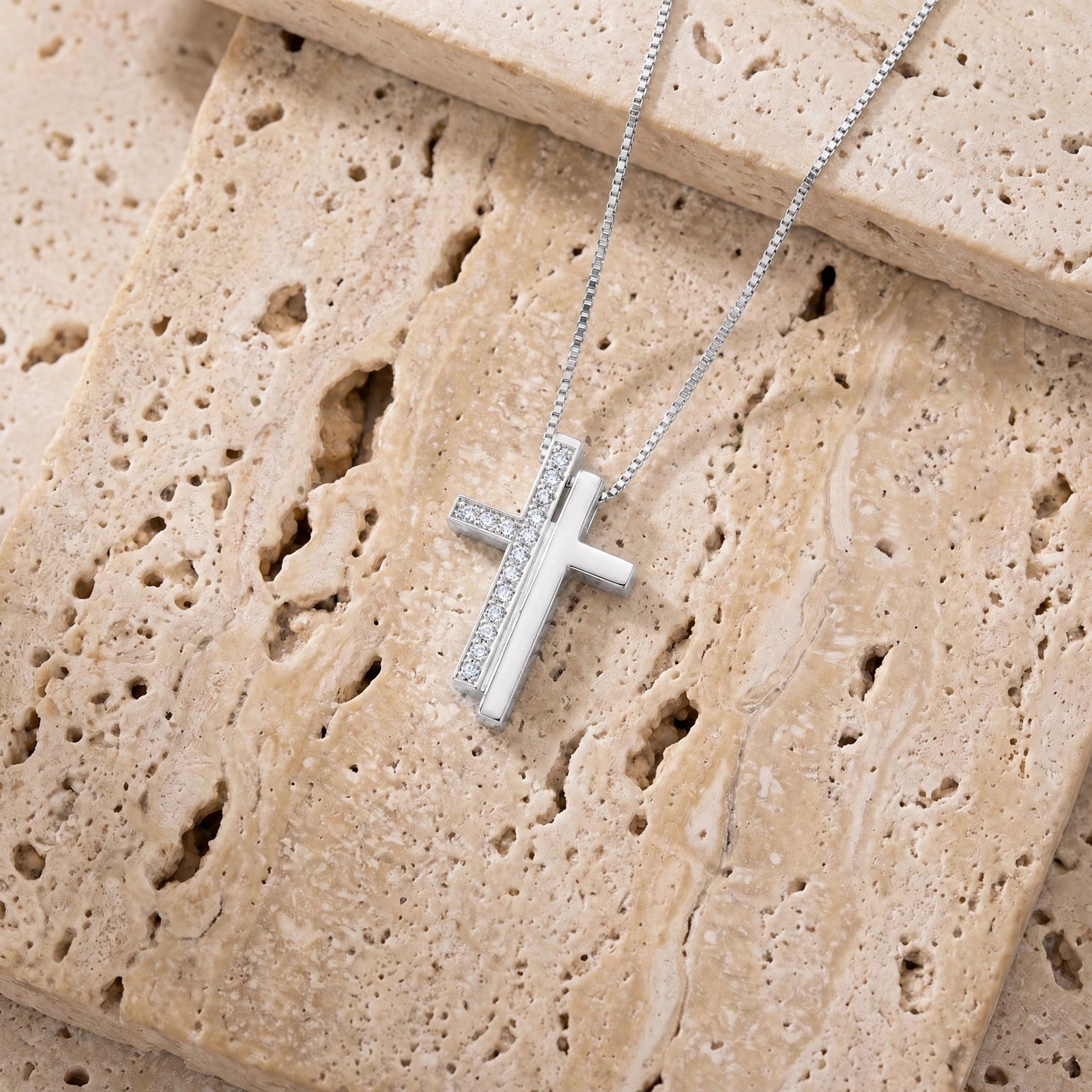 White Gold Heritage Cross Pendant Necklace Diamond 10K — Fulvia