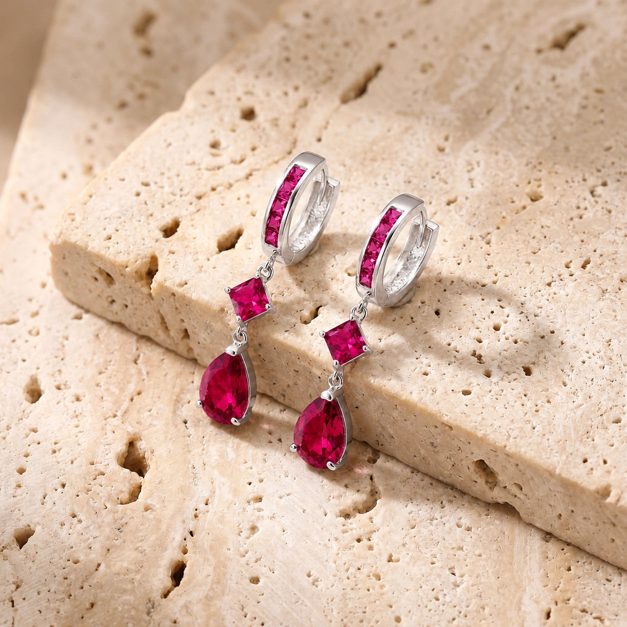 White Gold Dangling Earrings Zirconia 10K — Italia