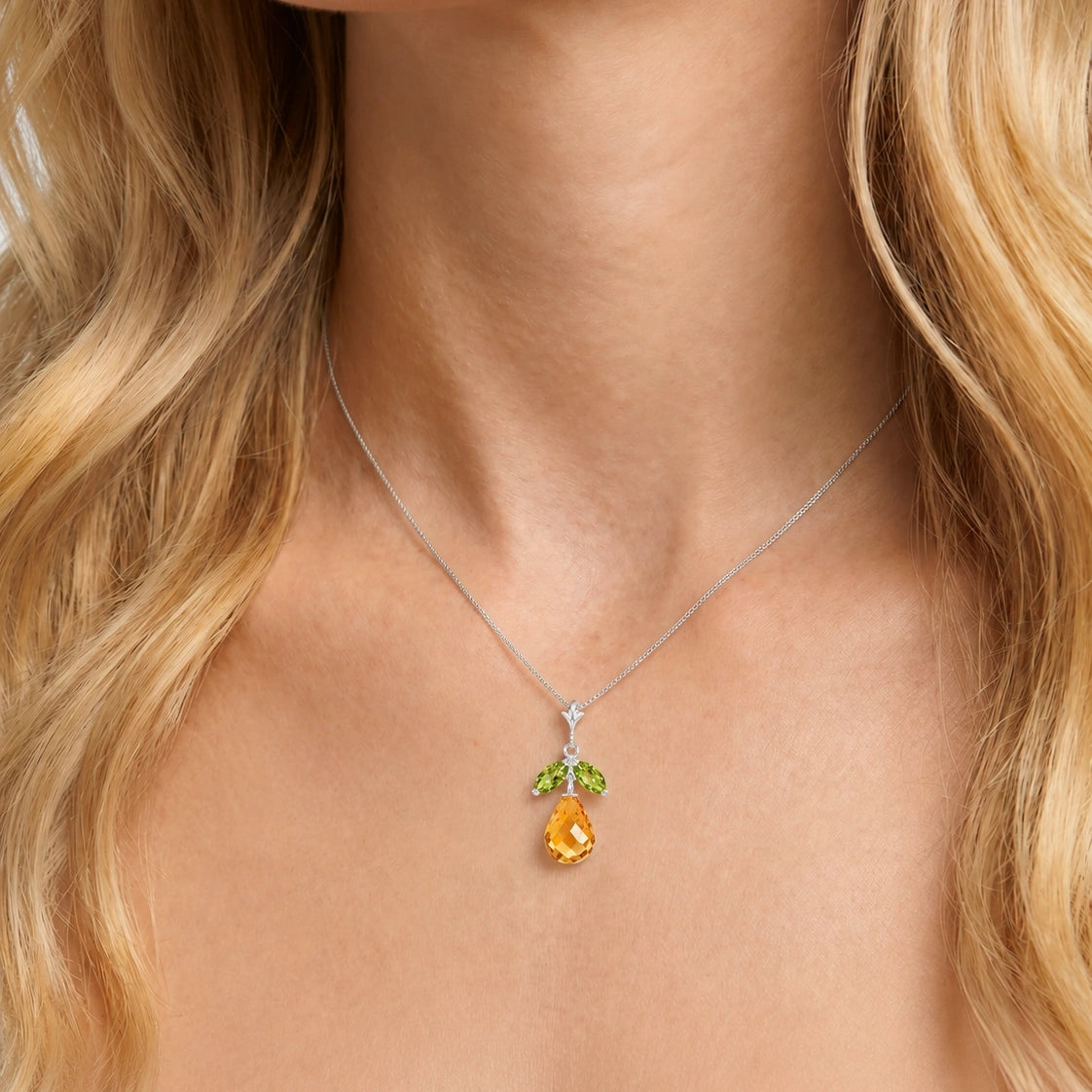 White Gold Atelier Necklace Garnet 10K — Marilena