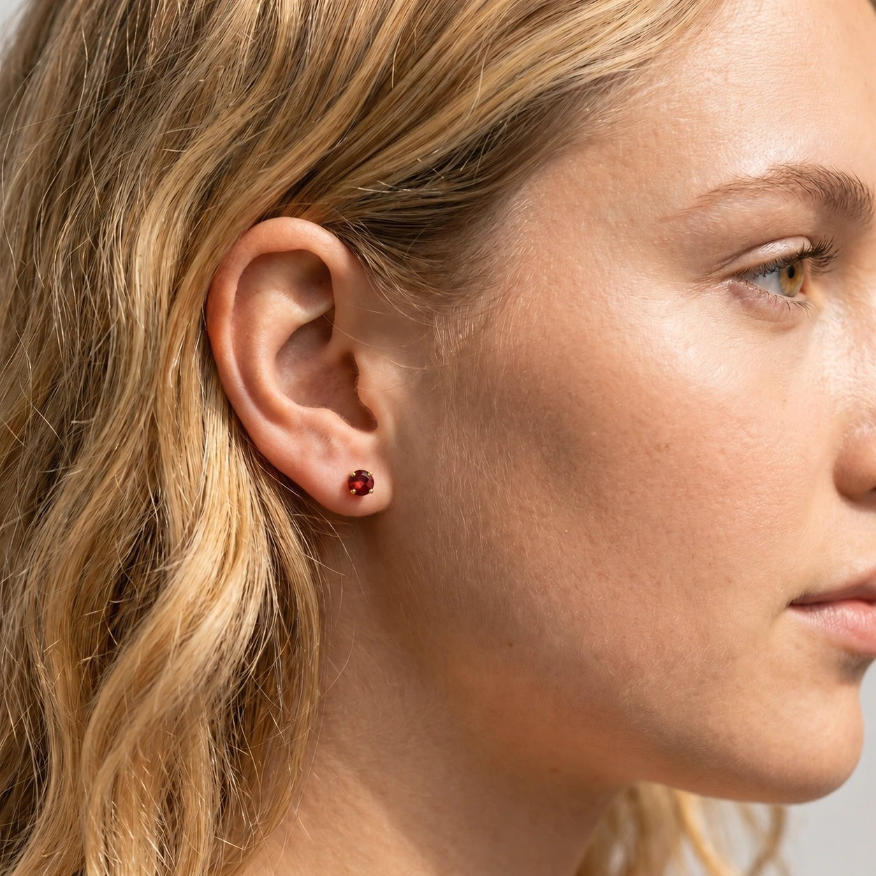 Yellow Gold Halo Petal Earrings Garnet 10K — Benedetta