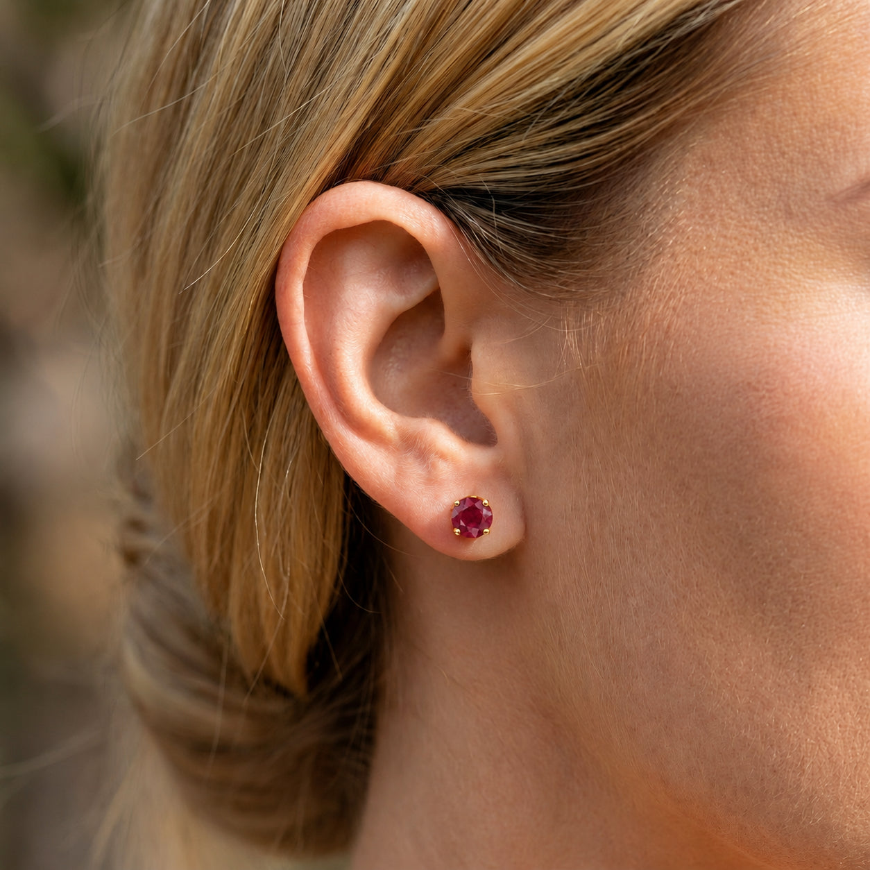 Yellow Gold Halo Petal Earrings Sapphire 10K — Benedetta