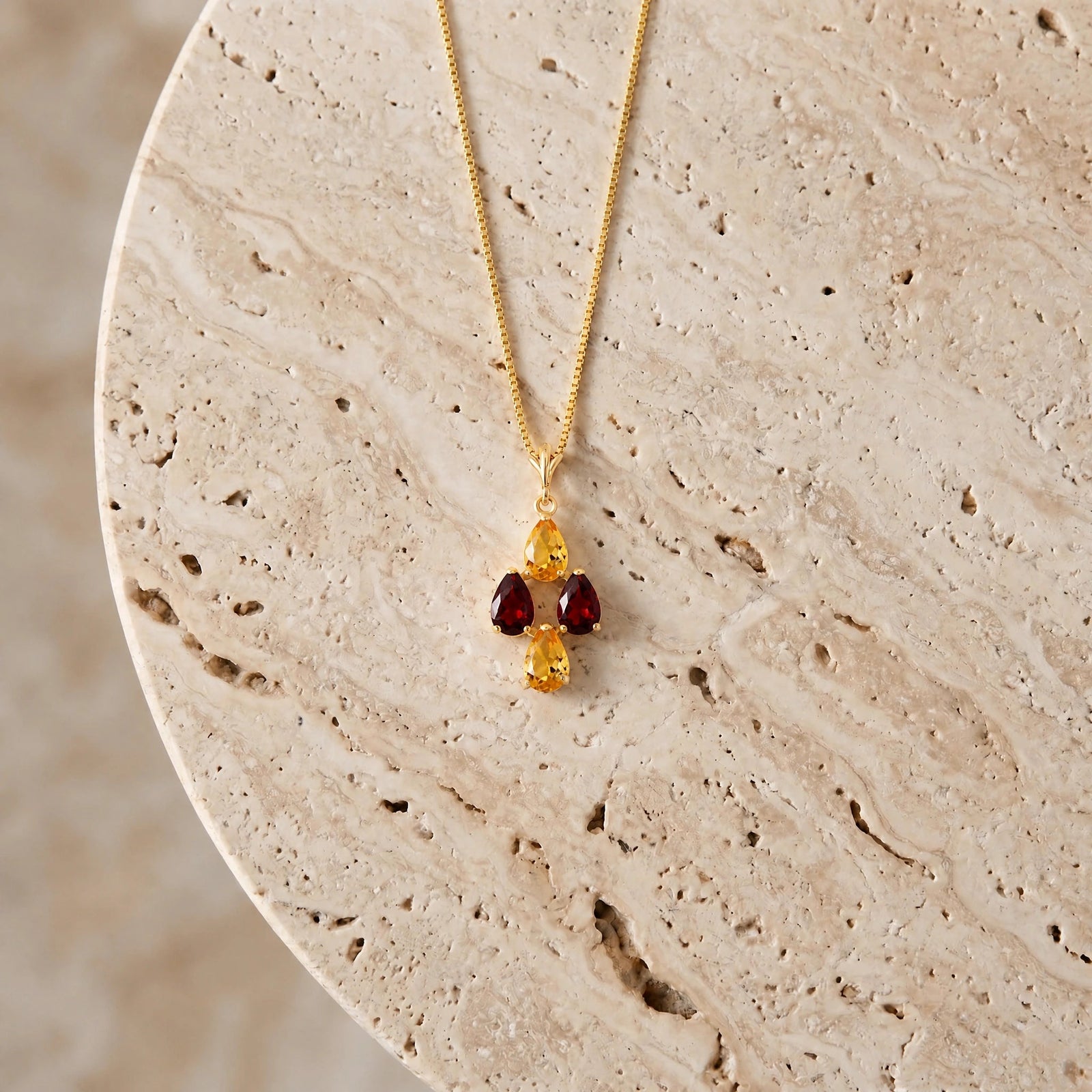 Yellow Gold Grace Necklace Emerald 10K — Marta