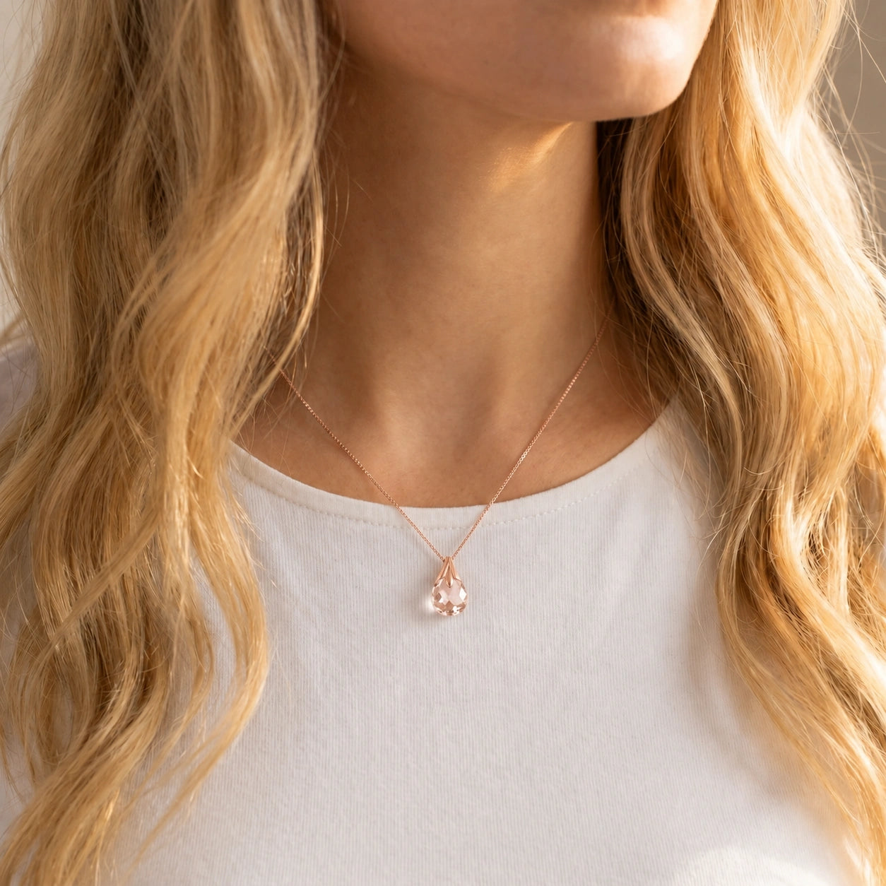 Rose Gold Gra Necklace White Topaz 10K — Amabile