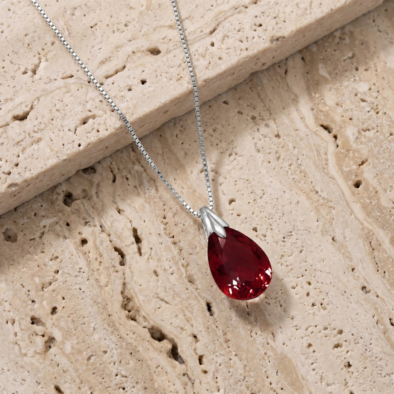 White Gold Gra Necklace Garnet 10K — Amabile