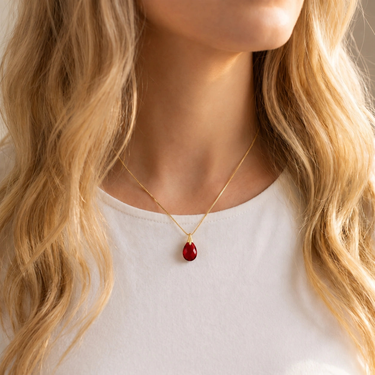 Yellow Gold Gra Necklace Garnet 10K — Amabile