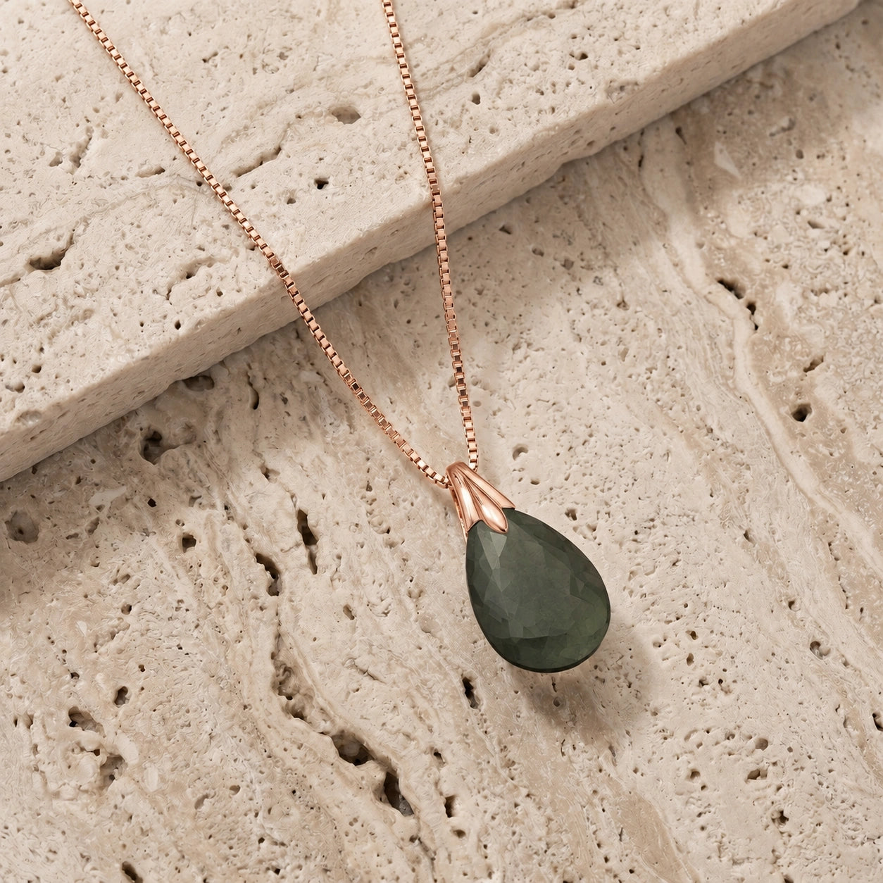 Rose Gold Gra Necklace Emerald 10K — Amabile
