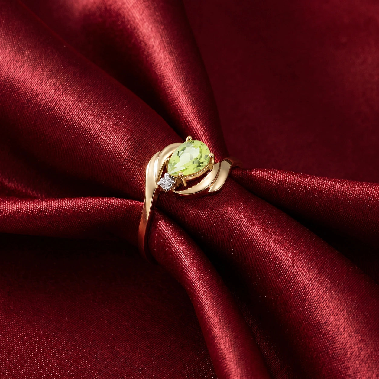 Yellow Gold Diamond & Peridot — Michela