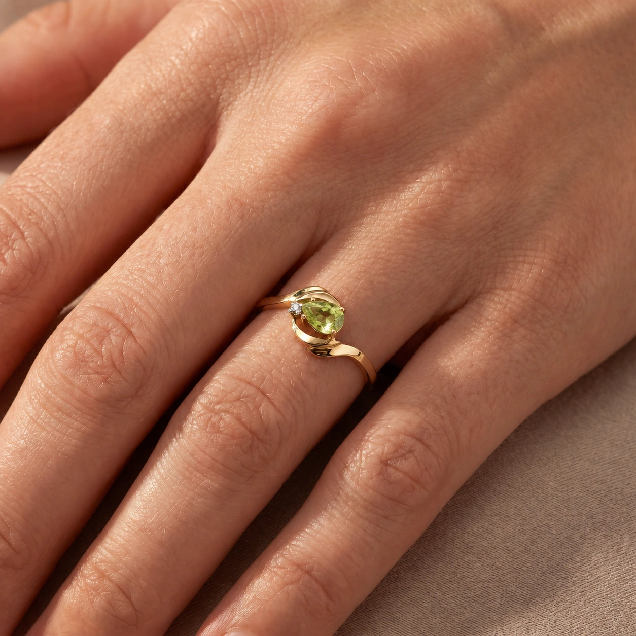 Yellow Gold Diamond & Peridot — Michela