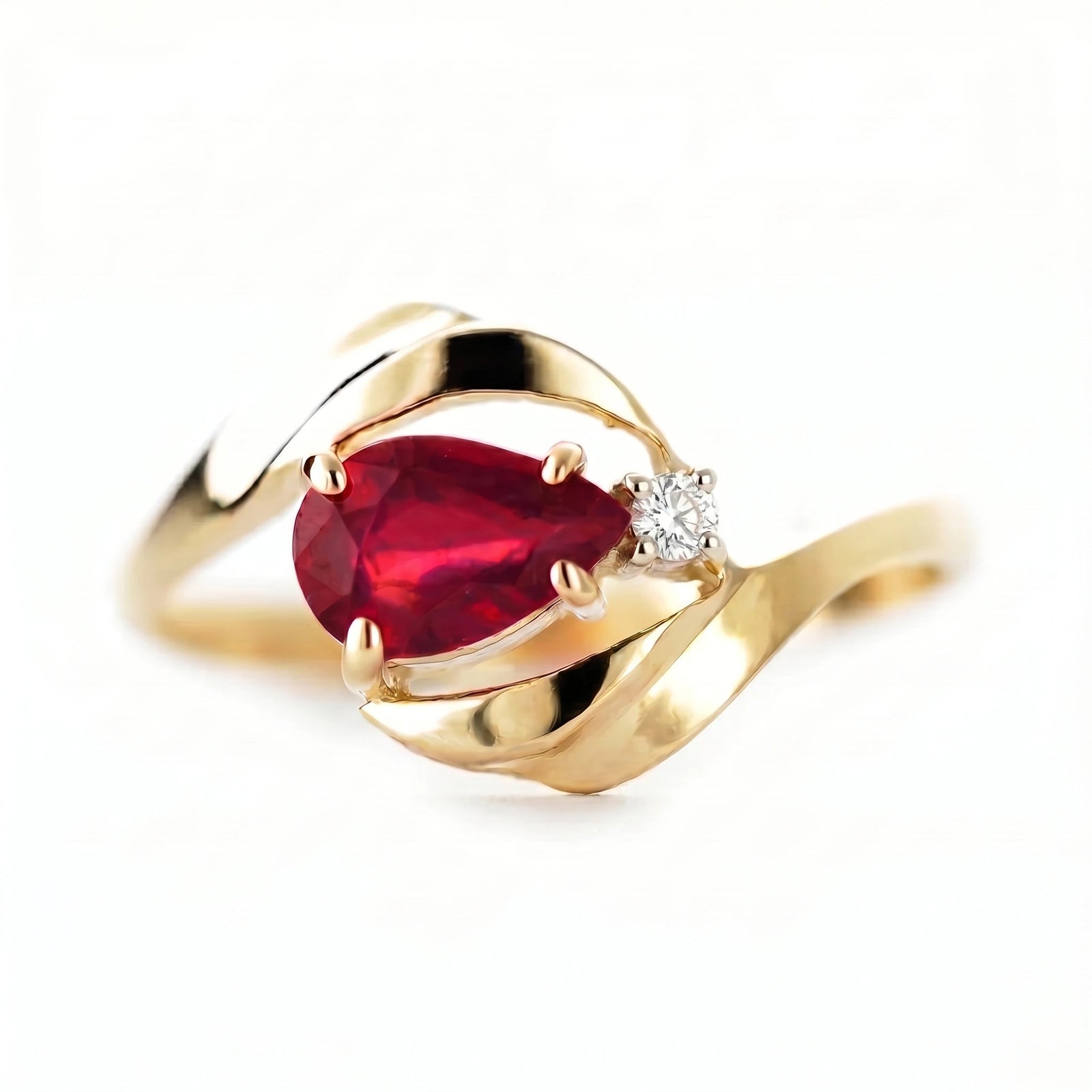 Yellow Gold Diamond & Ruby — Michela