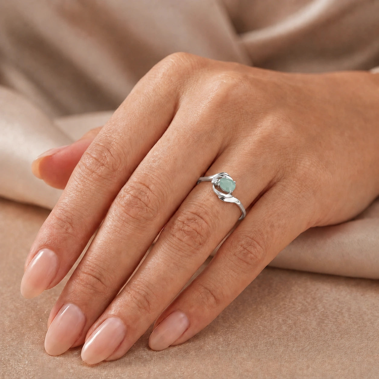 White Gold Emerald & Diamond — Michela