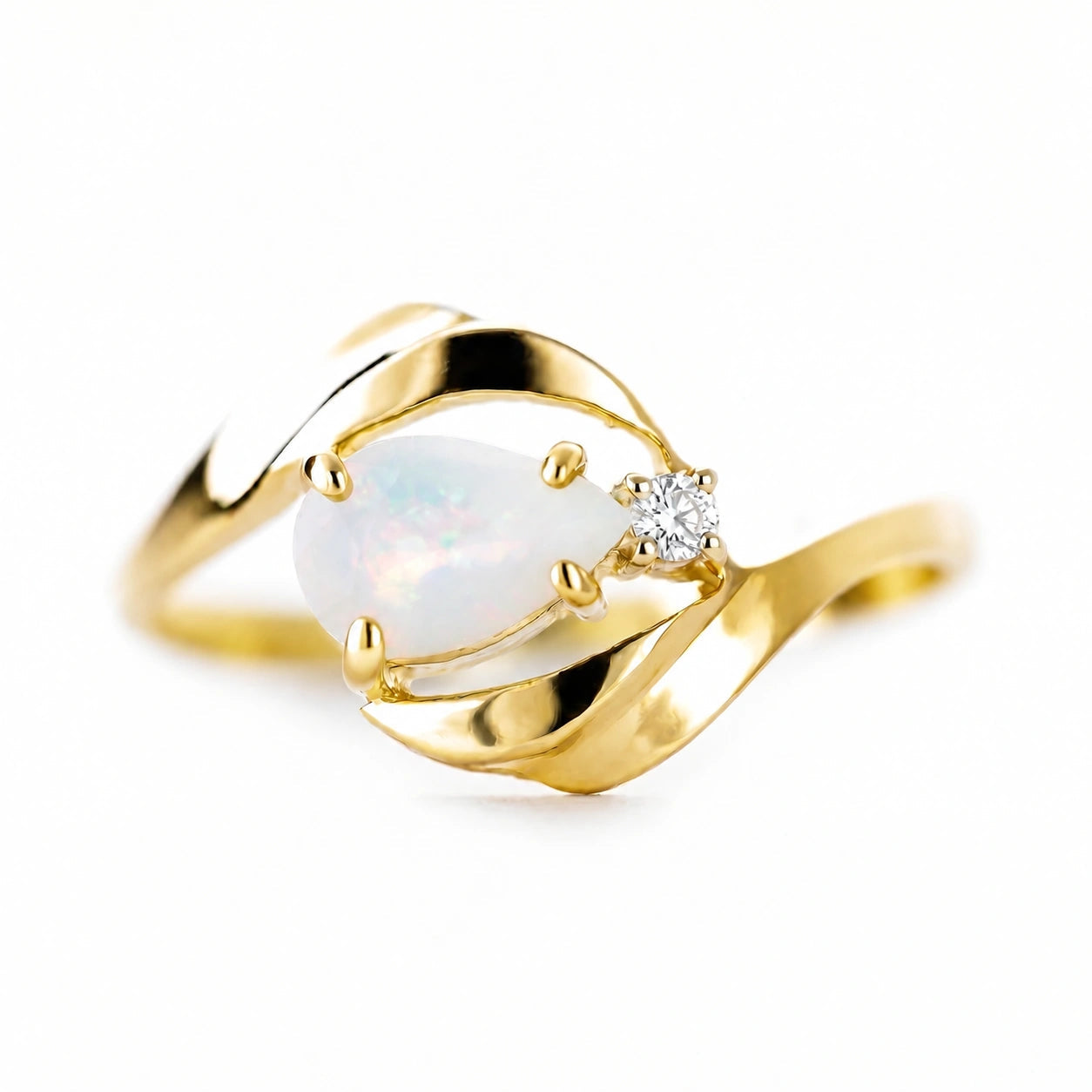 Yellow Gold Opal & Diamond — Michela