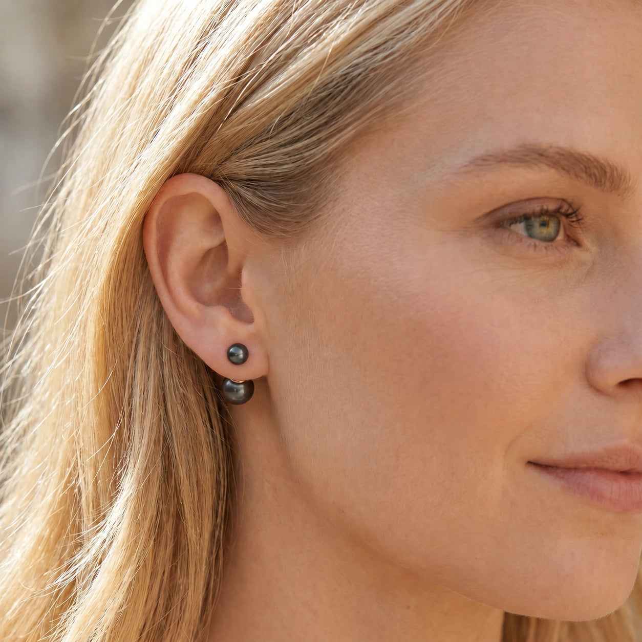 Rose Gold Rose Stud Earrings Pearl 10K — Alfonsina