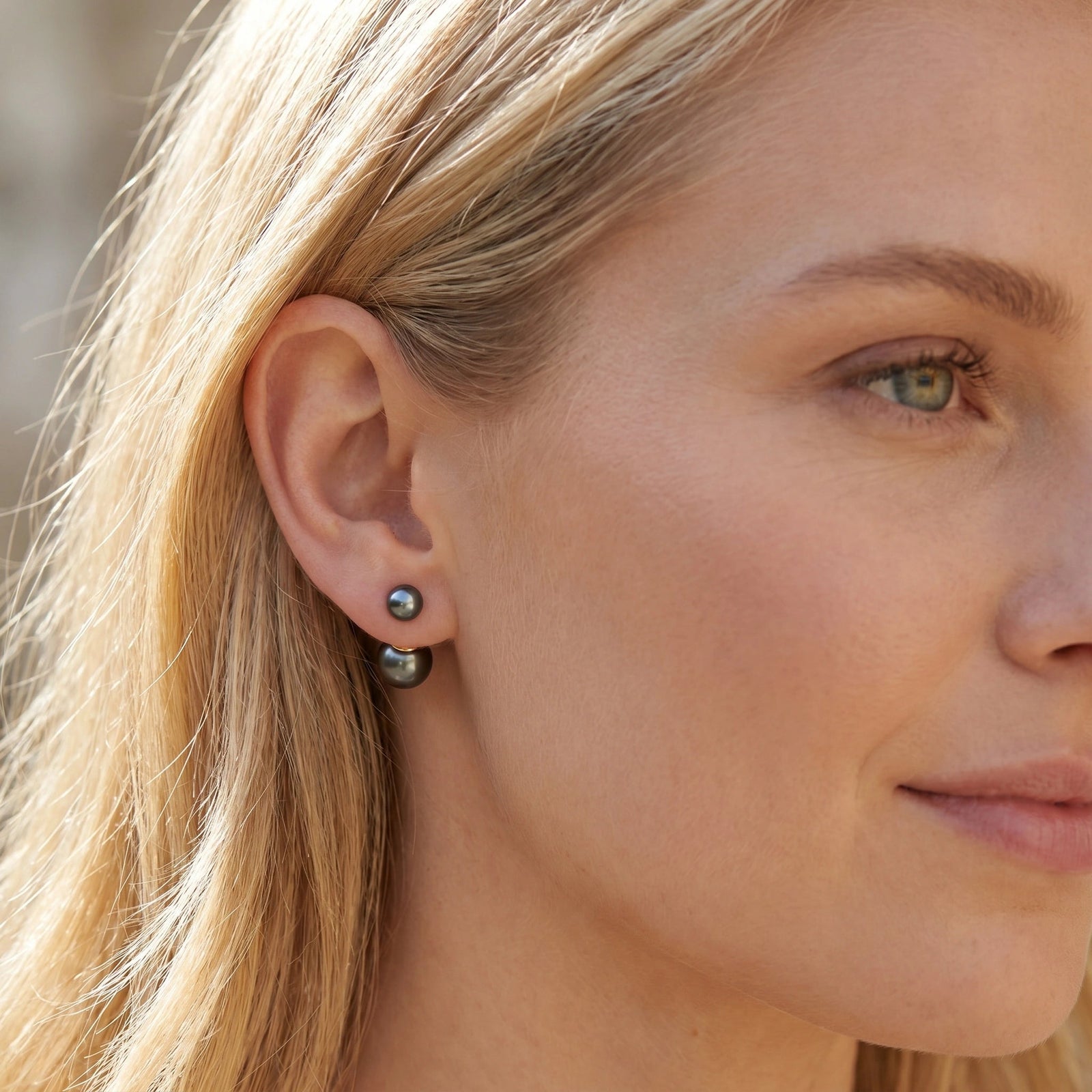 Yellow Gold Rose Stud Earrings Pearl 10K — Alfonsina