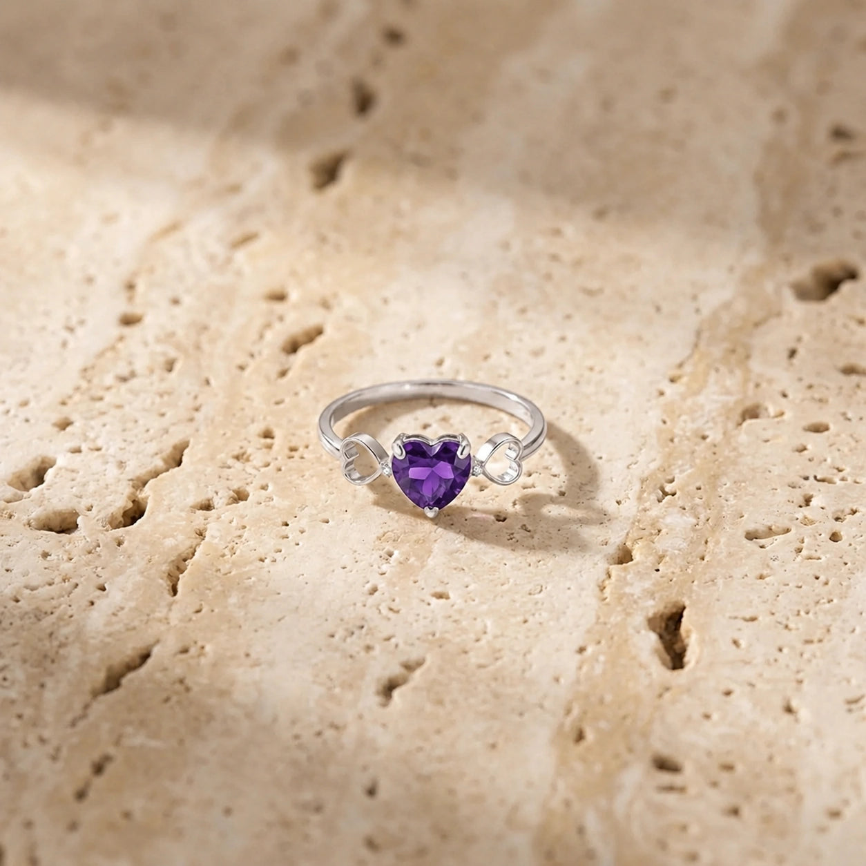 White Gold Diamond & Amethyst — Ebe